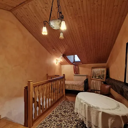 Country house Historique Avec Peche Privee Et Foret, Pres De Brioude Et Blesle - Fr-1-582-352