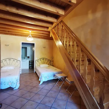 Country house Historique Avec Peche Privee Et Foret, Pres De Brioude Et Blesle - Fr-1-582-352